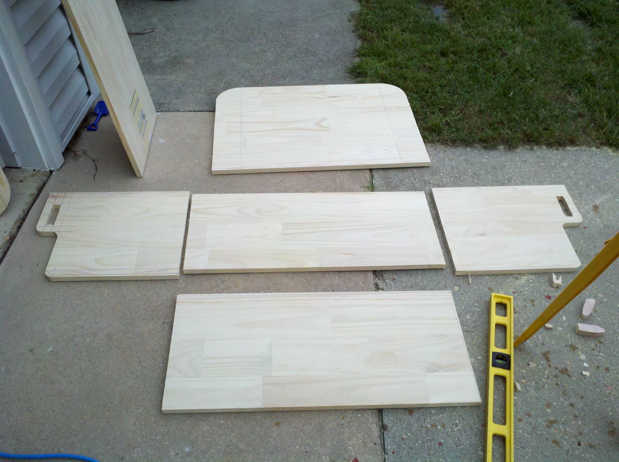 how to build a toy box bench